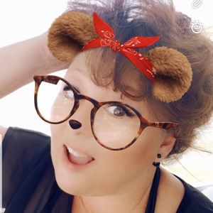 Meet your Posher, Debra